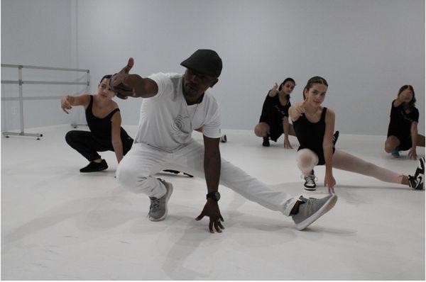 Hip hop class with Mr Miraj that worked with Katy Perry, Jamie Fox, and Jason Derullo