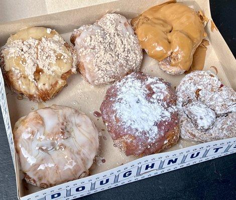 Moist, soft and heavenly! Which direction do you seriously start with? -lol. Yes to delicious #cronuts @ #ParlorDoughnuts