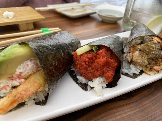 Crunch, spicy tuna, salmon skin hand rolls