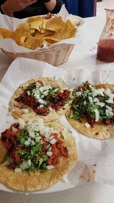 Al pastor tacos