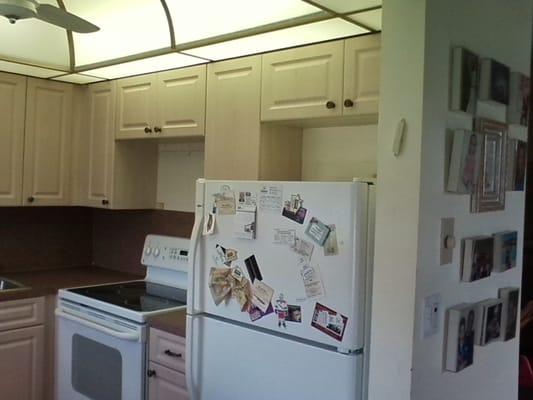 New Kitchen Cabinets, Counter Tops and Back Splashes