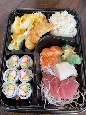 Sashimi lunch bento