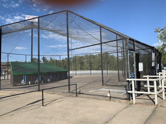 Batting cage