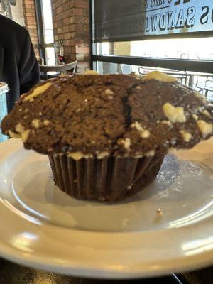 Nothing chico about this large chocolate muffin! Delicious!