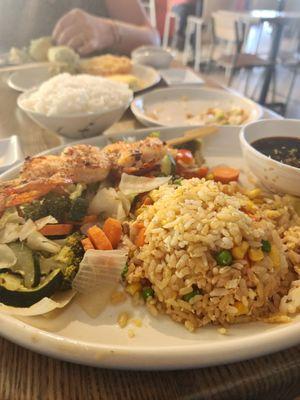 Shrimp platter. Notice wilted cabbage and lame stir fry under shrimp.