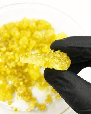 Frosted Lemonade Diamonds cultivated by River Grown Farms, processed by Portland Extracts