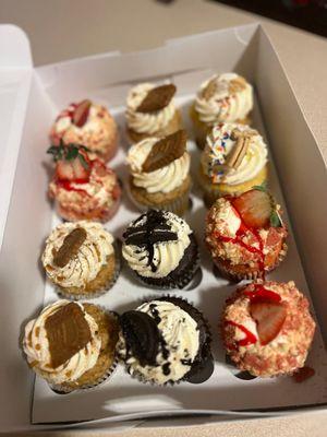 Strawberry Crunch Cupcake Oreo Cupcake Snickerdoodle Cupcake