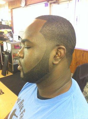 Fresh Taper and Beard Edge...
 Blades Barbershop Downtown 419 N. 10th Street, Killeen, Texas