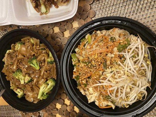 Beef pad see ew and chicken Pad Thai