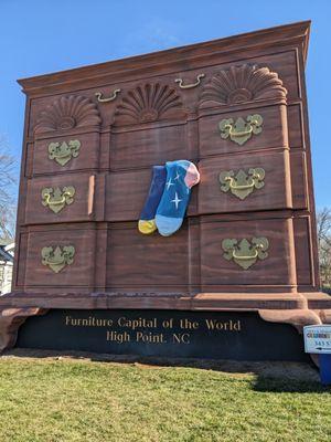 World's Largest Chest of Drawers, High Point