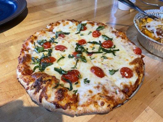 Classic Margherita Thin Crust Pizza