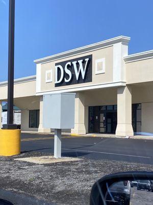 DSW Designer Shoe Warehouse