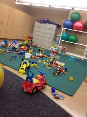 New parents network playgroup/my son playing with the toys