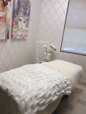 Facial Room