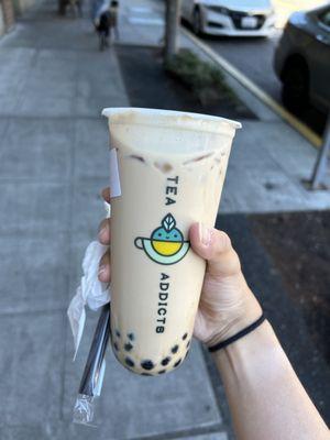 Hokkaido milk tea with boba