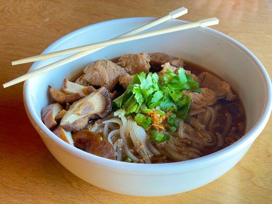 Stew Pork Noodle Bowl (Specials)