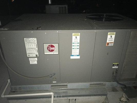 Followup service for the commercial unit we installed. Rooftop Rheem unit.