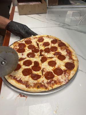 Pepperoni pizza