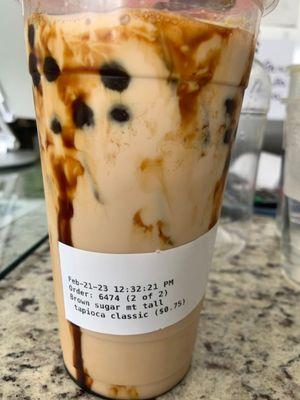 Ordered the brown sugar milk tea cause I asked the bobarista her favorite boba and man this is good!