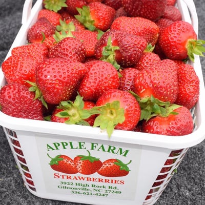 Apple Farms Fresh Picked Strawberries