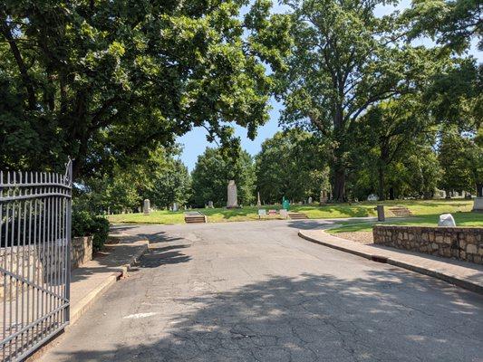 Elmwood Cemetery