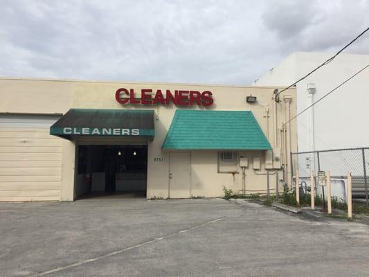 The new location of Parisian Deluxe Cleaners! 8751 SW 131 ST. Miami, FL 33176