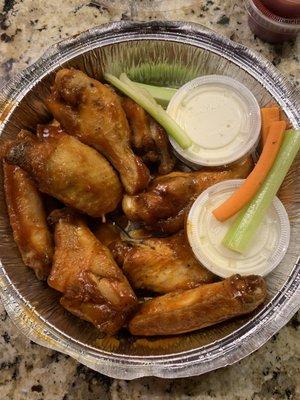 "Buffalo wings" with medium sauce