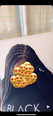 Knotless braids