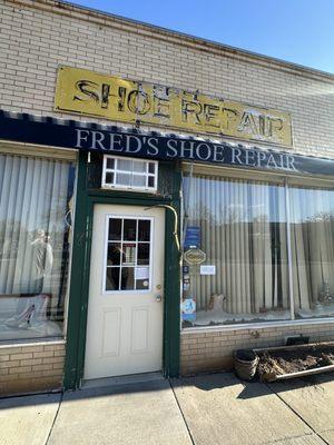 Fred's Shoe Repair