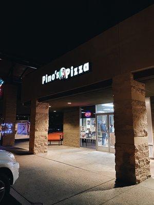 Exterior says Pino's Pizza, but it's actually Kingpin now.