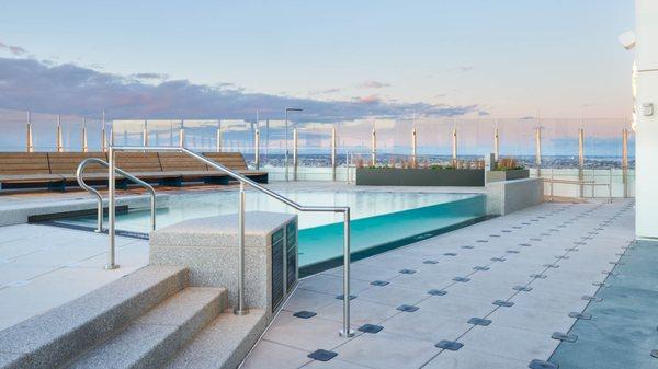 Sky Deck Wading Pool