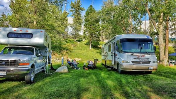 Our Holiday Rambler set up next Jean's sister and her husband.