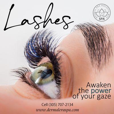 We all want very long and curly eyelashes to put the center of our eyes. The finish of the lashes at the end is very natural