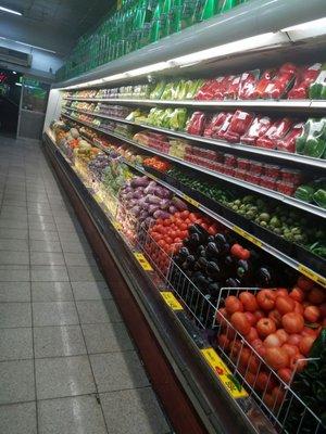 Soooo many fresh fruits and veggies! Gotta love Dan's!