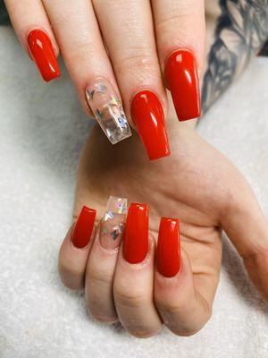 Red nails with butterflies