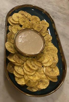 Plantain Chips with Yogurt Sauce