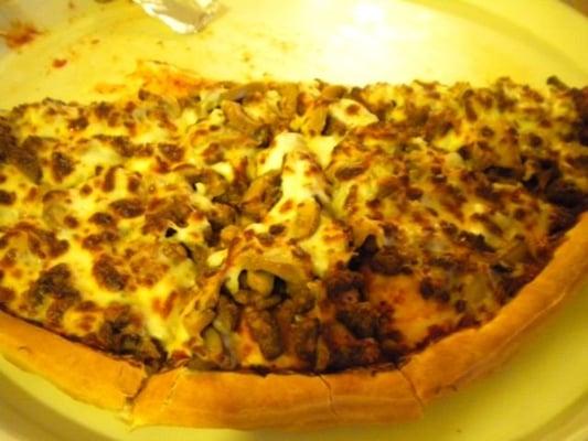 Mushroom & sausage pizza