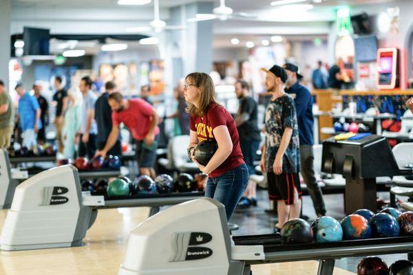 League Night at Sweetheart Ten Pin Bowling