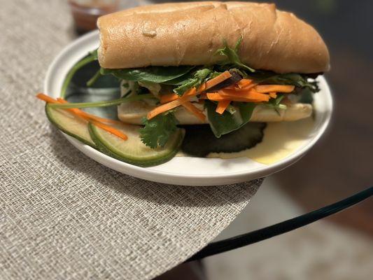 Veggie banh mi