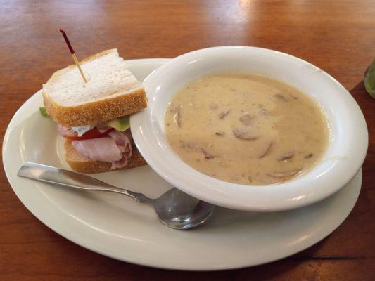 1/2 Ham Sandwich & Mushroom Soup