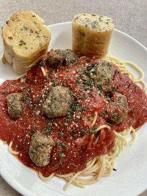 Spaghetti with meatballs