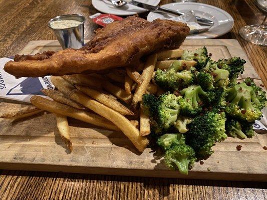 Special: Beer battered Fish & Chips with Bacon & Broccoli salad