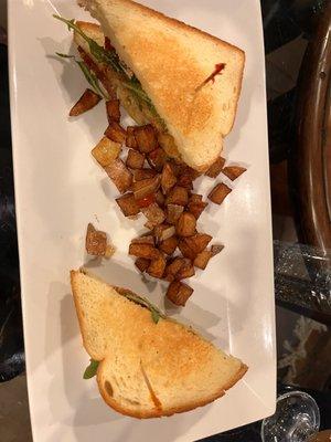 Green tomato BLT