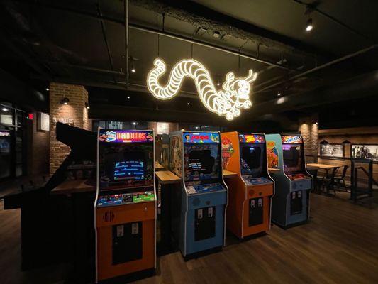 Retro arcade games