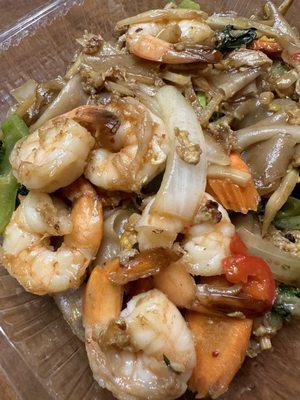 Pad Kee Mao with shrimp (takeout)