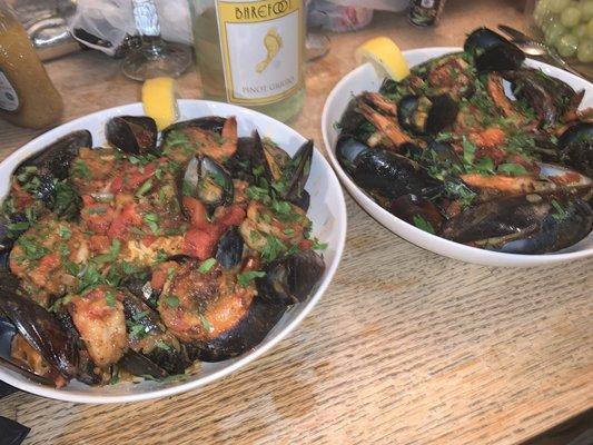 Mussels and Shrimp with linguine in Fra Diavolo sauce