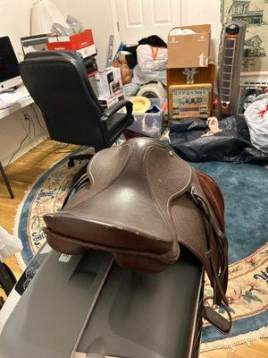 English saddle