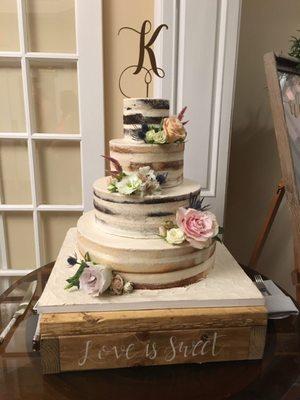 Let us decorate your naked cake