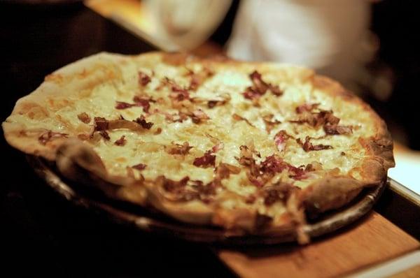 Roasted Fennel, Radicchio, Hand-Pulled Mozzarella, Parmigiano Reggiano Pizza