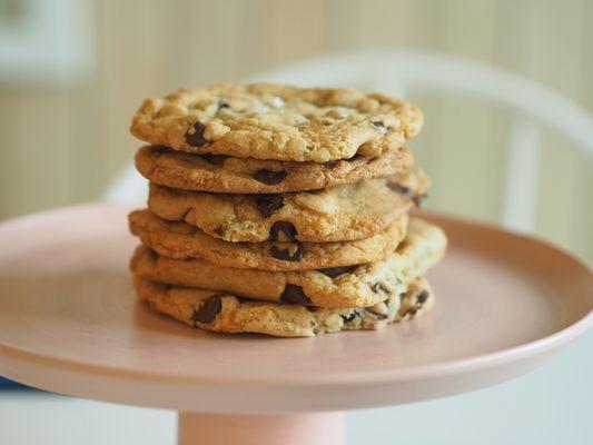 Can't go wrong with chocolate chip cookies.